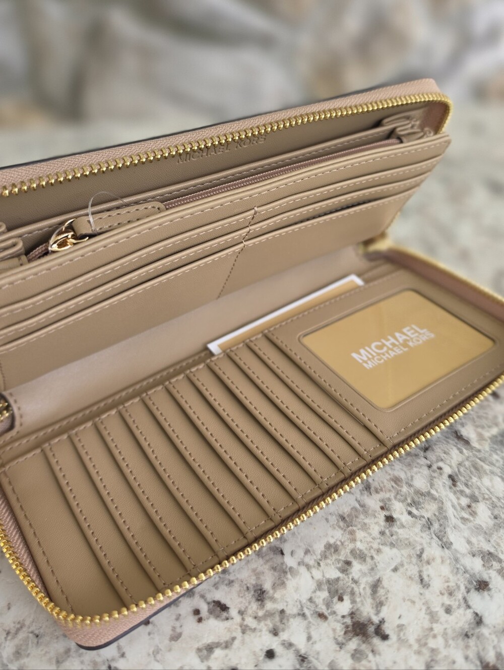 Michael Kors Jet Set Continental Tan Wristlet - Picture 3 of 6
